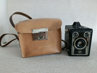 Historický fotoaparát AGFA-BOX + původní pouzdro